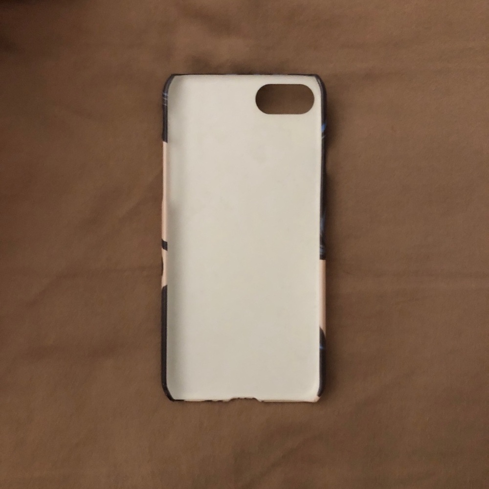 iPhone 6 case - Picture 2 of 2